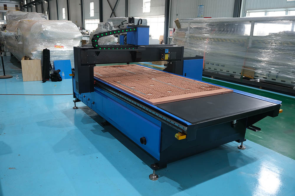 เครื่องเราเตอร์ CNC อัตโนมัติข - Cnc Router Machine บทวิจารณ์และราคา